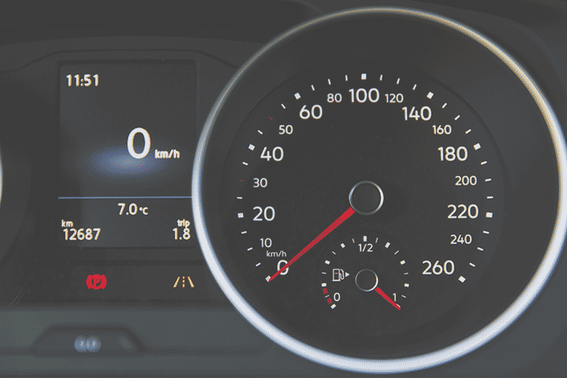 car odometer, 0 to 260 kilometers per hour range